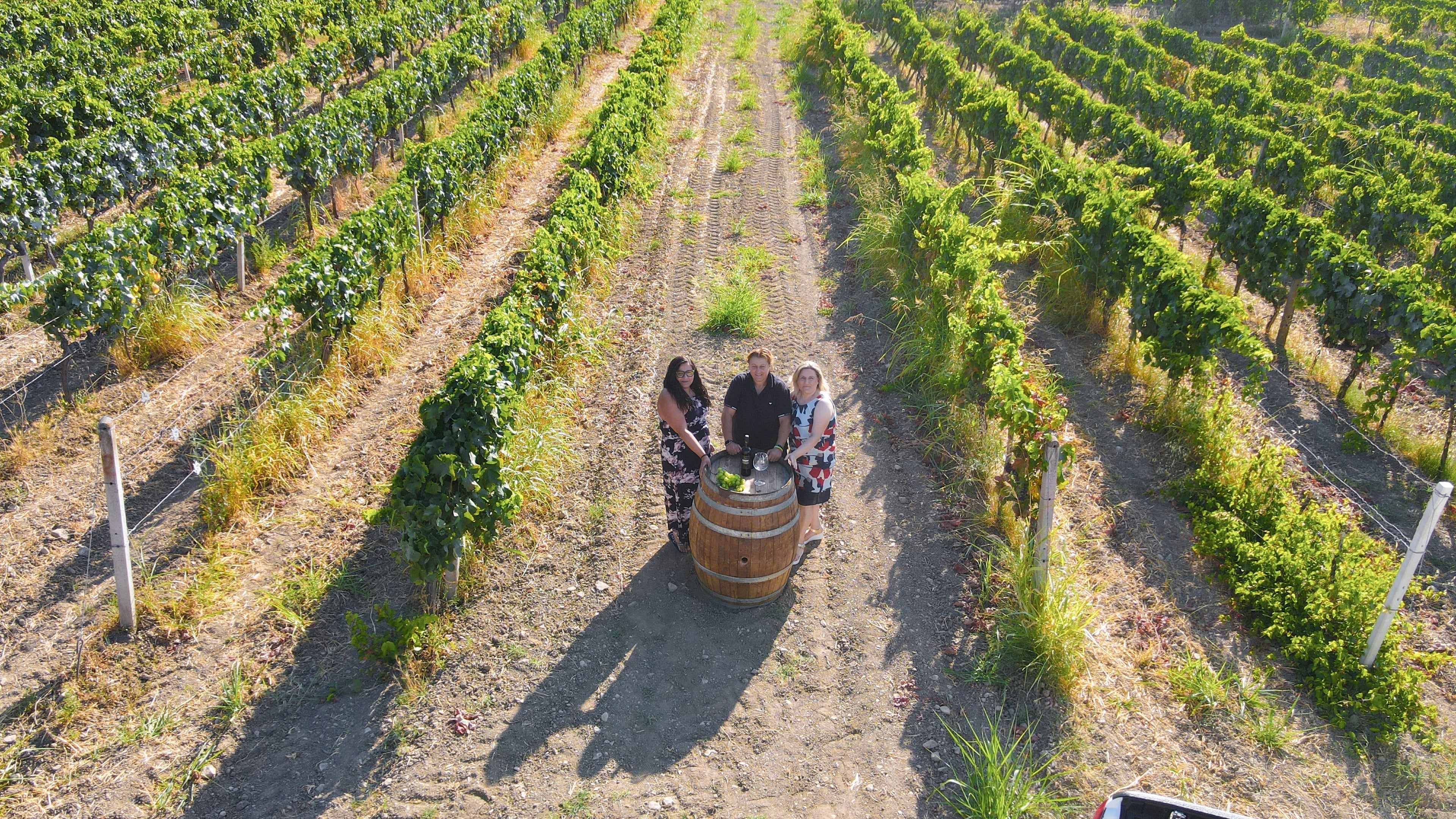 Anna, Enza ed Eleonora: tre sorelle unite dalla stessa terra e dalla passione per il vino